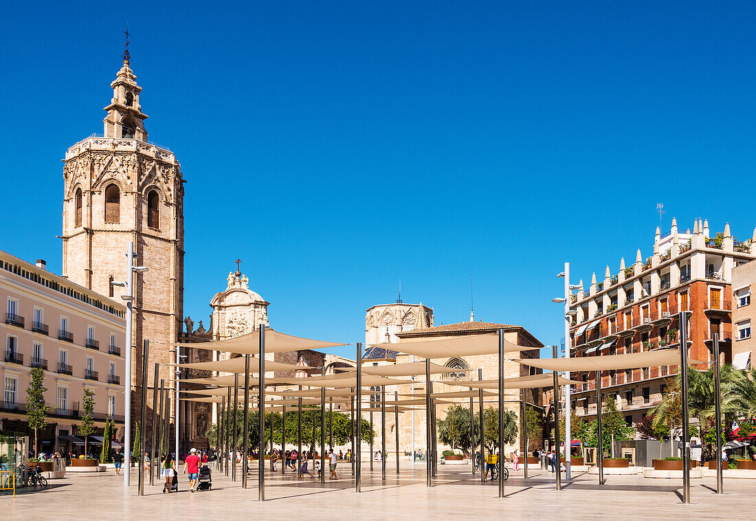 Plaza de la Reina (Platz der Königin), ein zentraler Platz in Valencia, Spanien, Europa