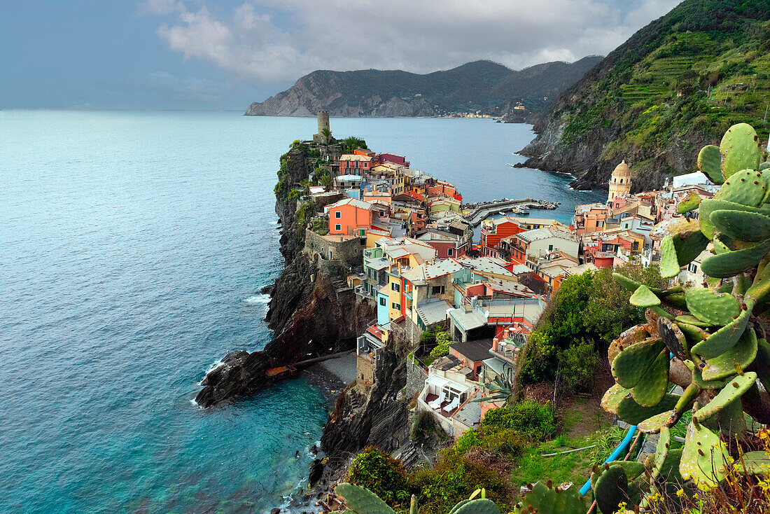 Vernazza, ein Küstenort in der Provinz La Spezia, Region Cinque Terre, UNESCO-Welterbe, Ligurien, Italien, Europa