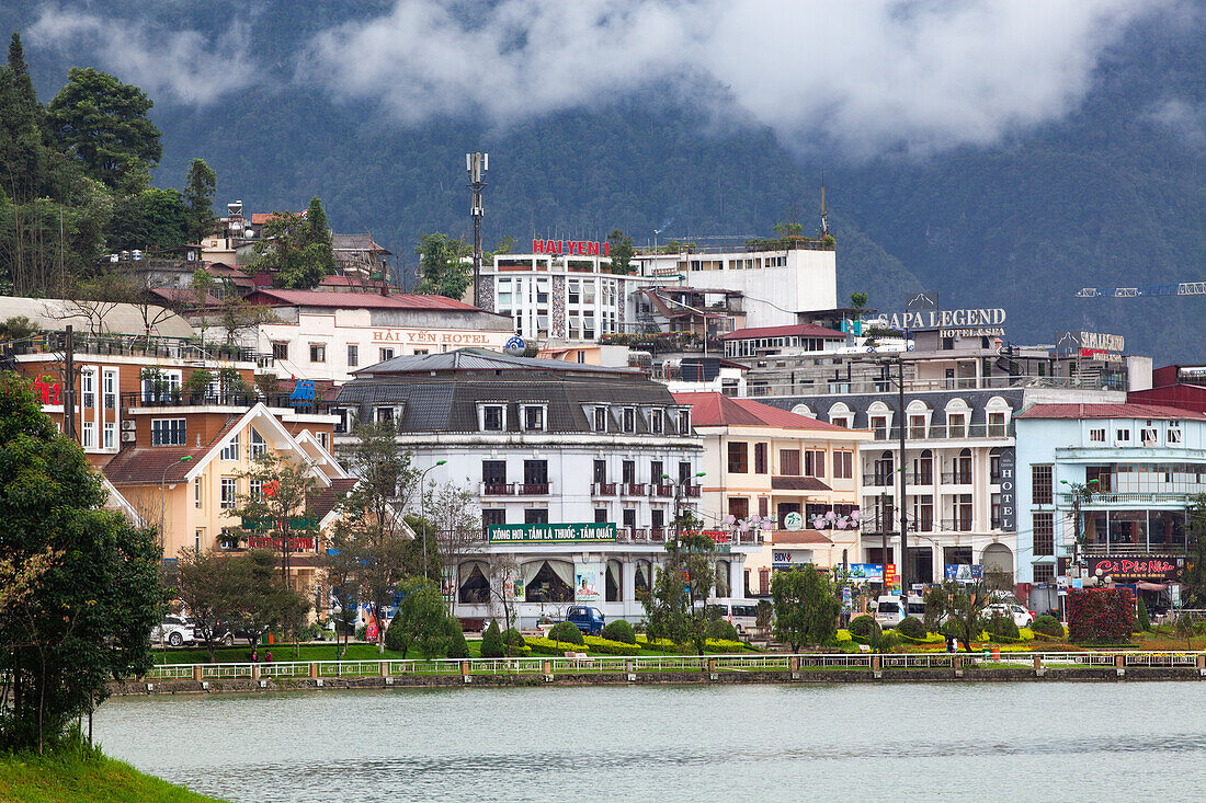 Sa Pa town, the high mountains, Sapa, Lao Cai province, Vietnam, Indochina, Southeast Asia, Asia