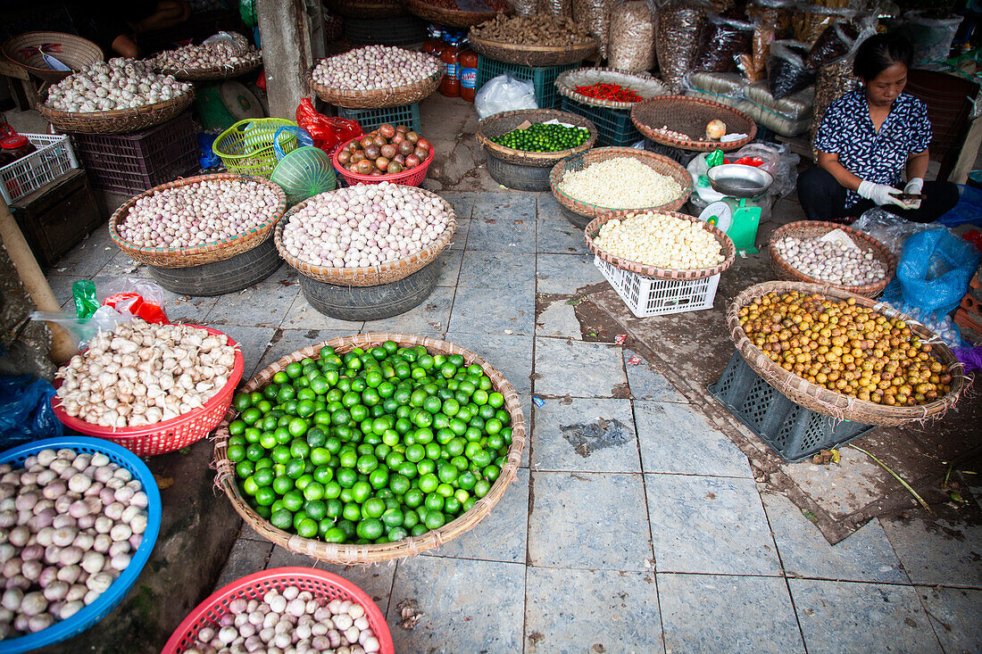 Tropical spices and fruits sold at a local market in Hanoi, Vietnam, Indochina, Southeast Asia, Asia