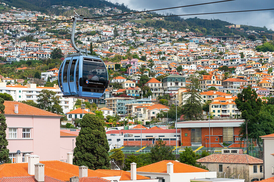 Cable car over Funchal, Teleferico do Funchal, Funchal, Madeira, Portugal, Atlantic, Europe