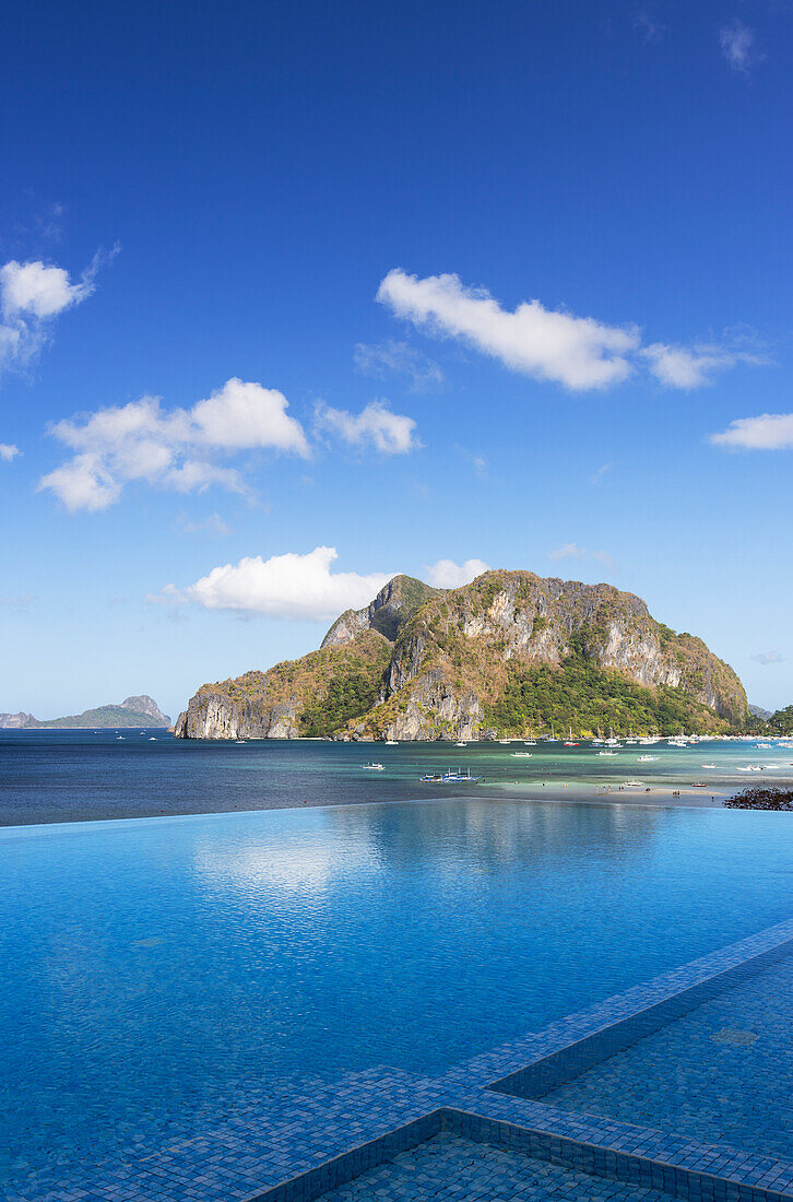 Infinity pool at Lime Resort, El Nido, Bacuit Bay, Palawan, Philippines, Southeast Asia, Asia