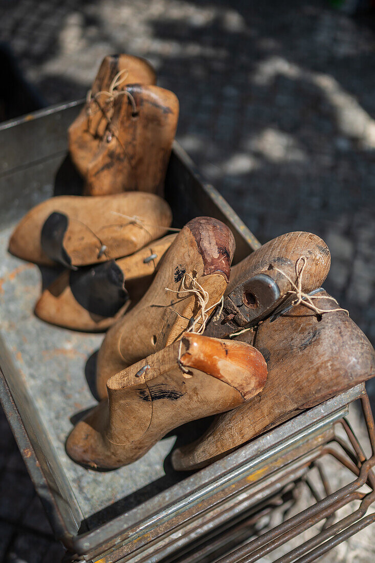 Street and flea market in Aveiro, Portugal