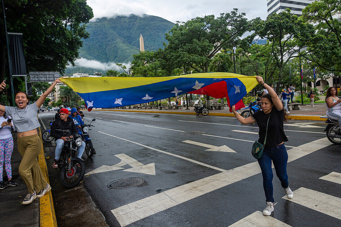 Protest of the people of Venezuela to the fraudulent presidential election where Nicolas Maduro was named winner, with 51% of the votes.