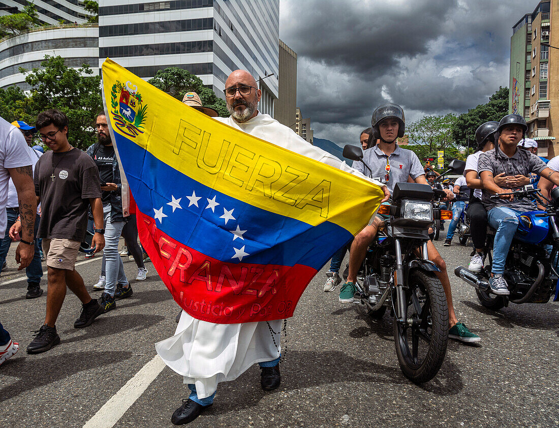 Second day of protest in Venezuela, after the supposed electoral fraud, carried out by the government of Nicolas Maduro