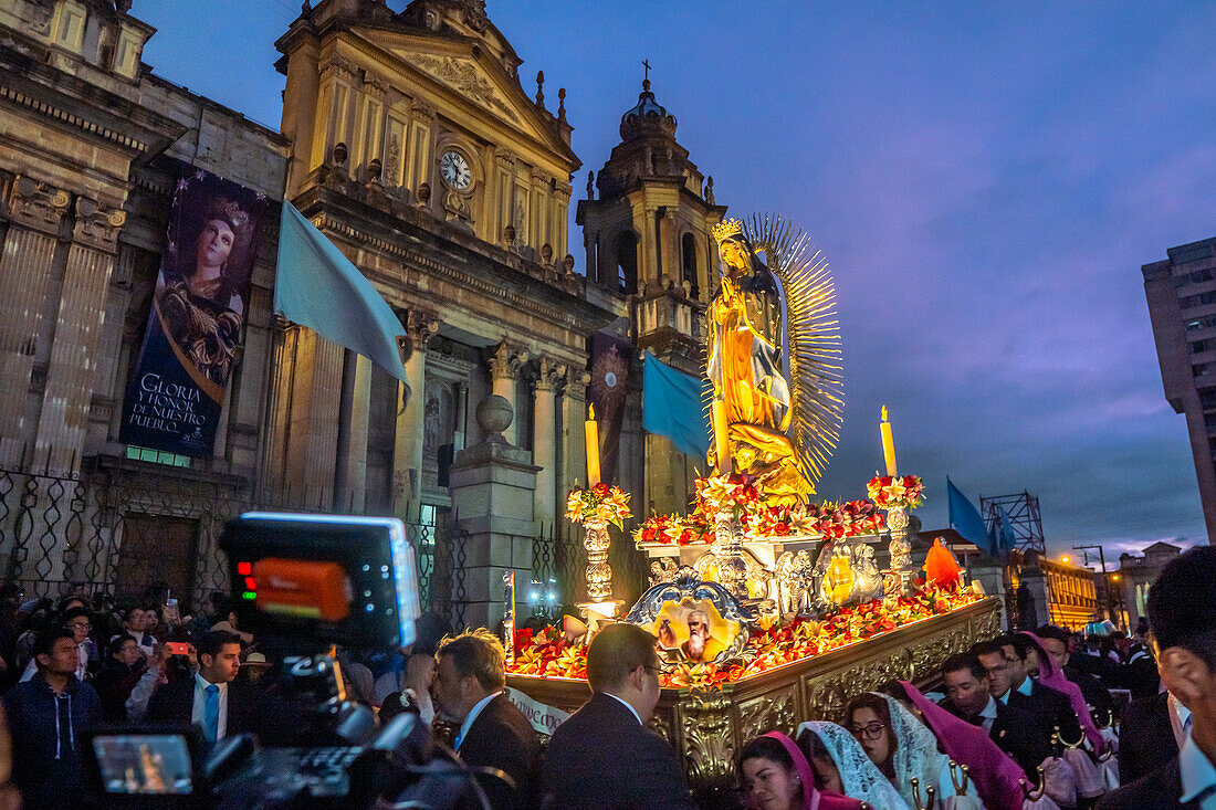 Dia de la Virgen de Guadalupe (Our Lady of Guadalupe) festival and parade in Guatemala City.