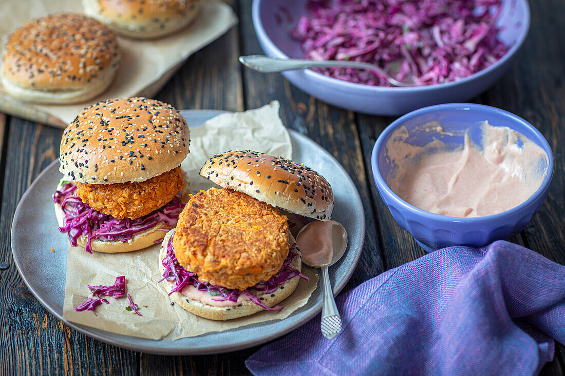 Bean and carrot burger with red cabbage salad