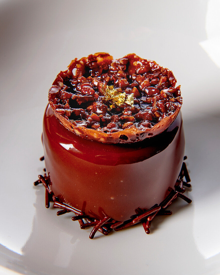 Chocolate and caramel tartlets