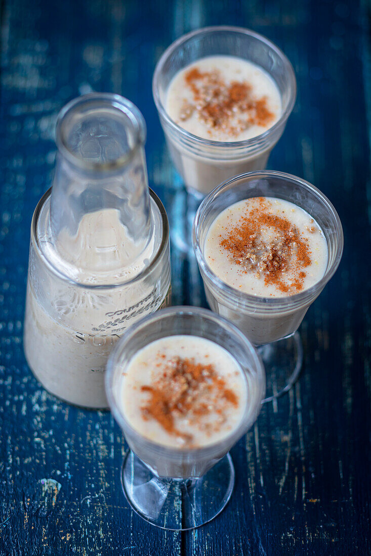 Banana smoothie with cinnamon