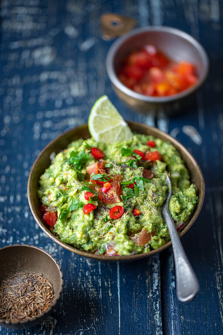 Guacamole mit Limette und Chili