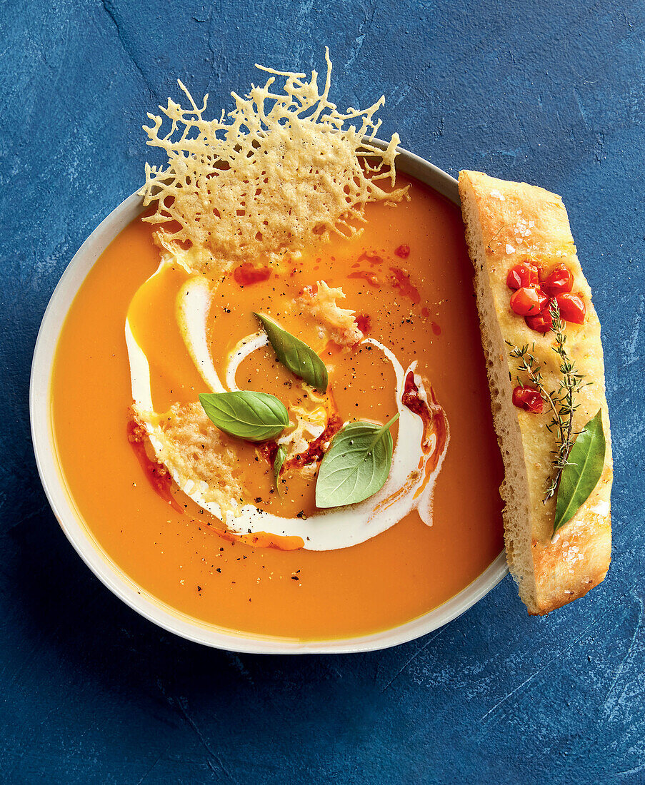 Creamy Tuscan pumpkin soup with focaccia