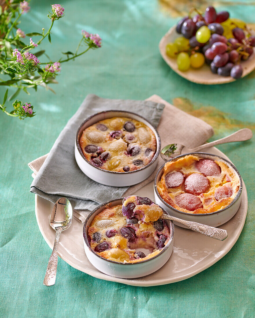 Clafoutis with grapes