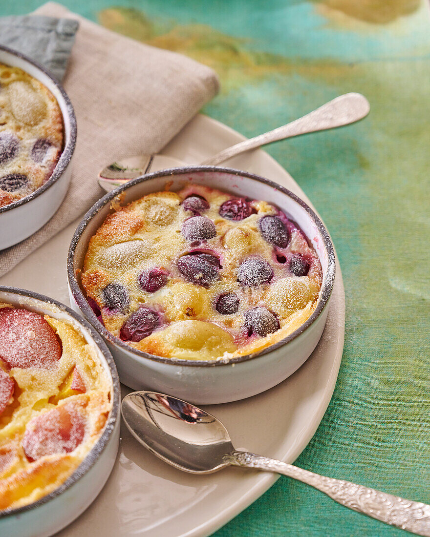 Clafoutis with grapes