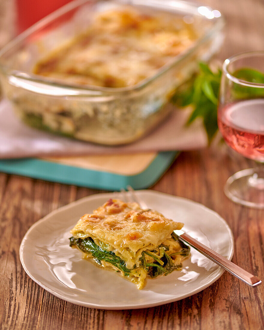 Ravioli gratin with spinach