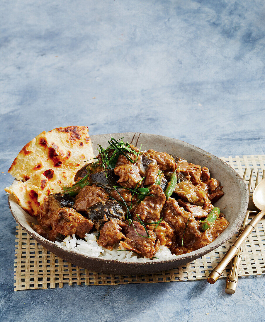 Rindfleischeintopf mit grünen Bohnen und Auberginen aus dem Slow Cooker