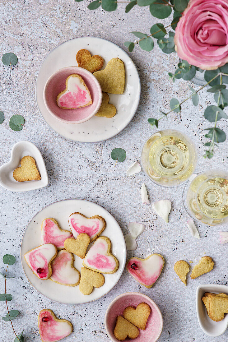 Heart biscuits with pomegranate icing