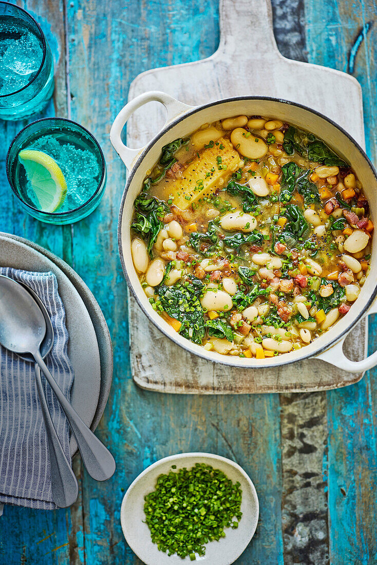 Pancetta stew with white beans, bacon and kale