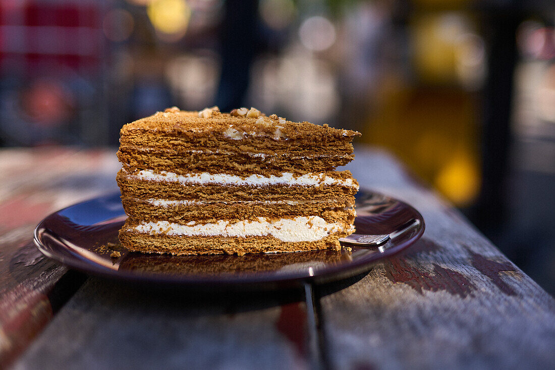 Walnut tart with a layer of cream