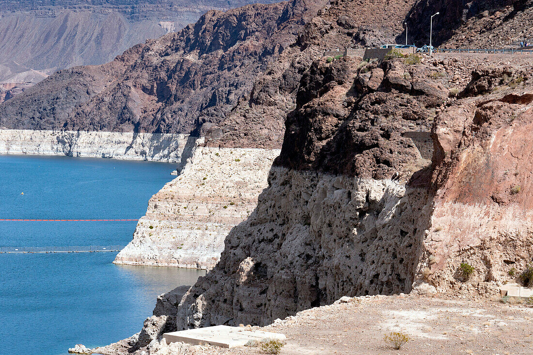 Low water levels at Hoover Dam and Lake Mead