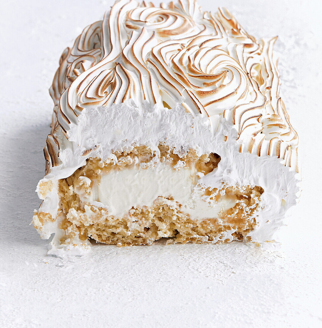 Alaska lemon bomb with meringue shell