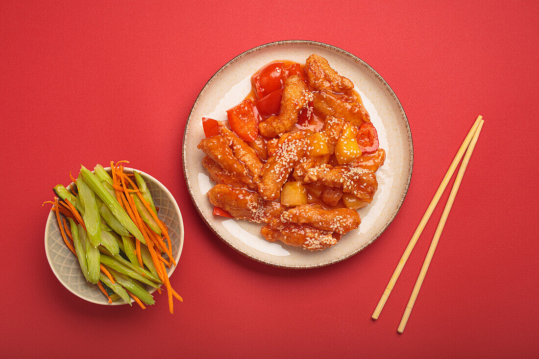 Chicken "Kung Pao" with sesame seeds and vegetables