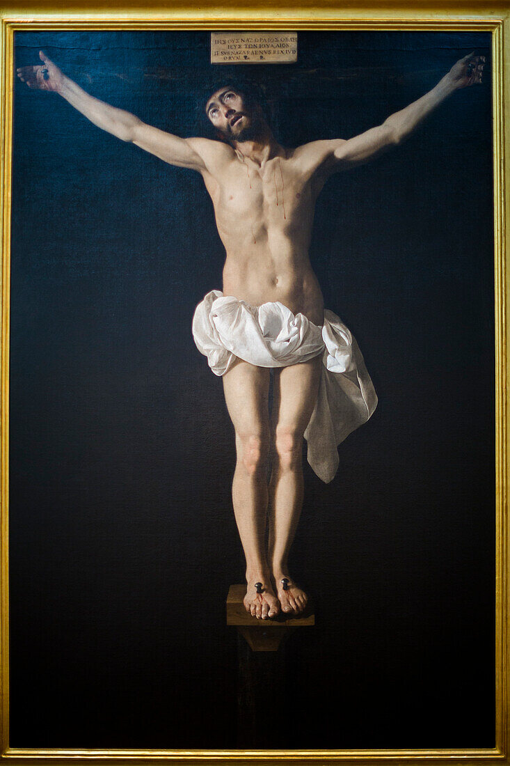 Sevilla, Spanien, 25. Juli 2014, Dieses Kunstwerk stellt Jesus am Kreuz dar und zeigt sein Opfer mit kraftvollem Ausdruck. Das Werk befindet sich im Museum der Schönen Künste in Sevilla