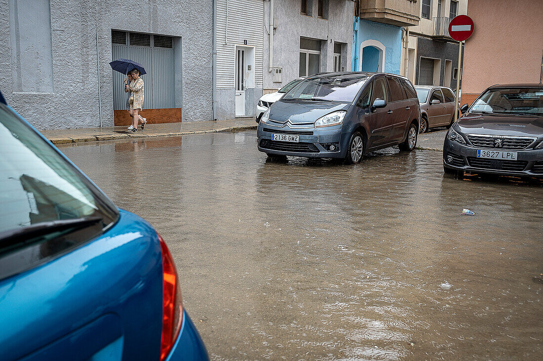 Raining in AV dels Alfacs, La Rapita, Tarragona, Spain