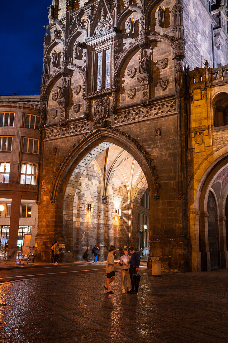 Prašná brána, the Powder Tower of Prague at night