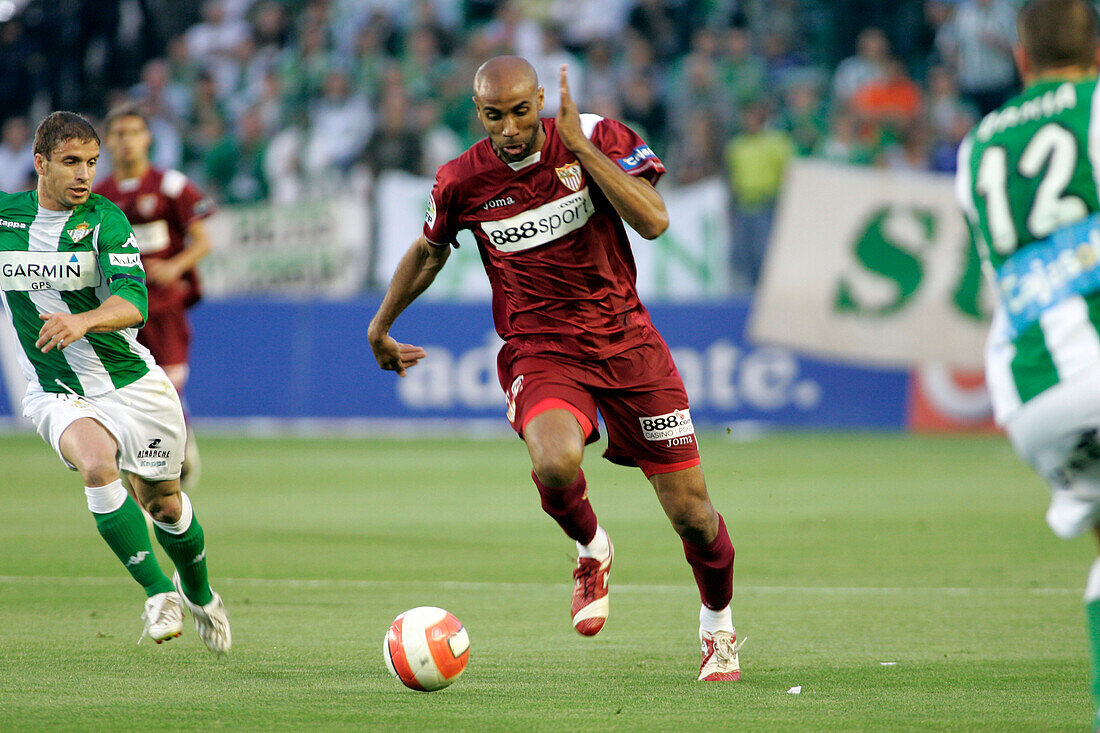 Seville, Spain, May 11 2008, Kanoute battles with Rivera during a heated derby between Sevilla FC and Real Betis in Seville on May 11, 2008.