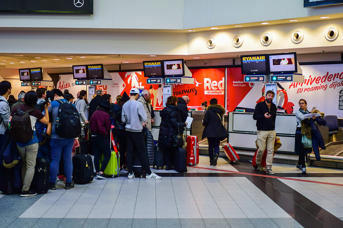 Abflüge vom Flughafen Budapest