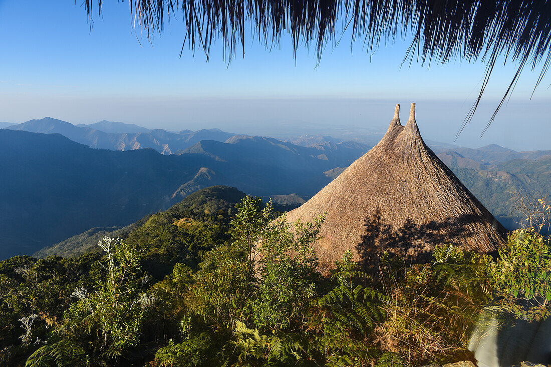 Kogihabs (individual huts, inspired by the architecture of the kogui indigenous tribe) at El Dorado Nature Reserve Lodge with views of the Sierra Nevada de Santa Marta and its legendary sunsets over the Caribbean Sea, Colombia