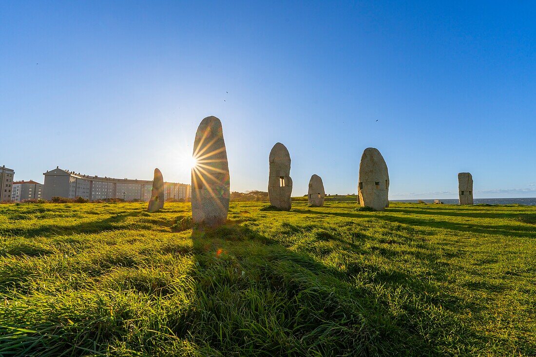 Skulpturenpark, Menhires von Manolo Paz, La Coruna, Galicien, Spanien, Europa