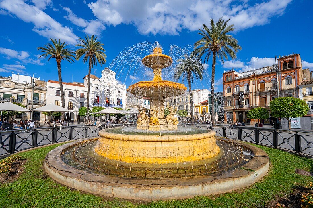 Plaza de Espana, Merida, Estremadura, Spain, Europe