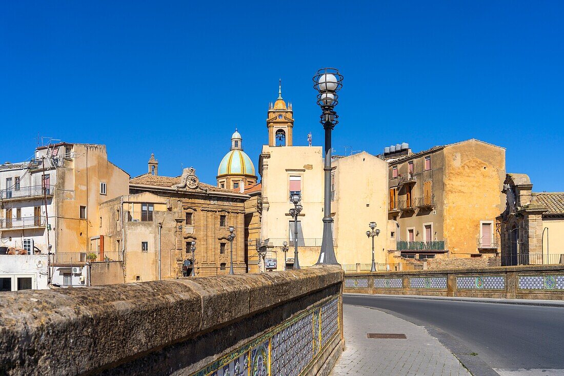 Brücke des heiligen Franziskus, Caltagirone, Val di Noto, UNESCO-Welterbe, Catania, Sizilien, Italien, Mittelmeer, Europa