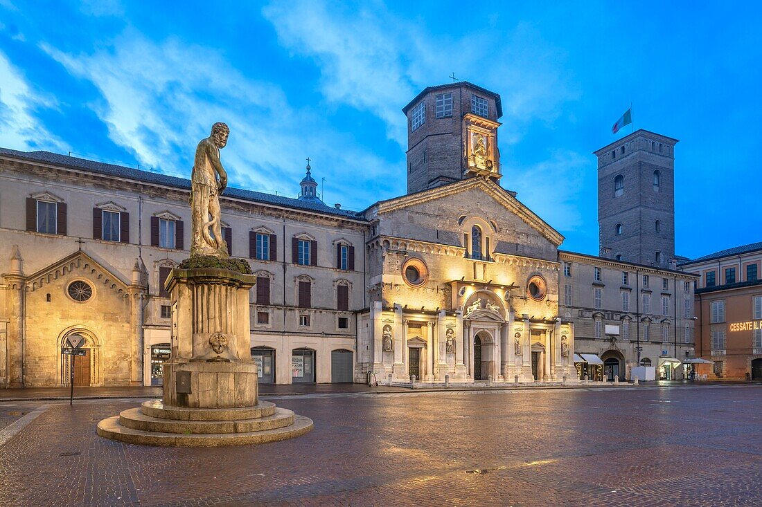 Cathedral of Reggio Emilia (Cathedral of Santa Maria Assunta), Reggio Emilia, Emilia-Romagna, Italy, Europe