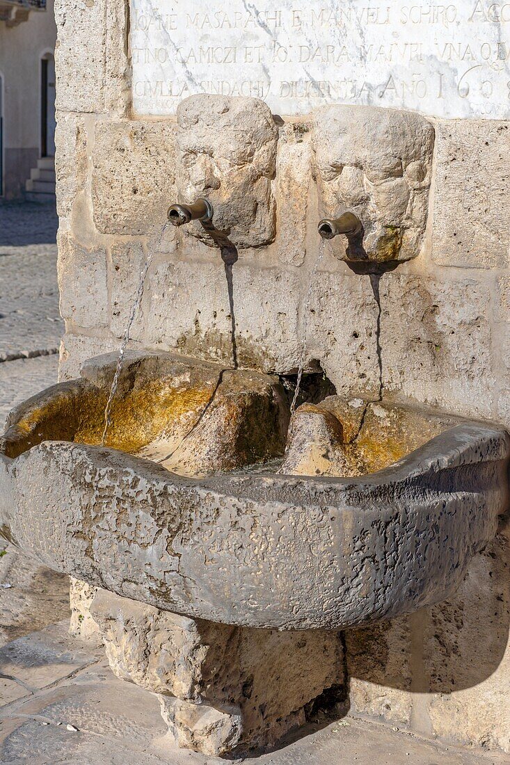 Stone water basin, Palazzo Adriano, Palaermo, Sicily, Italy, Mediterranean, Europe