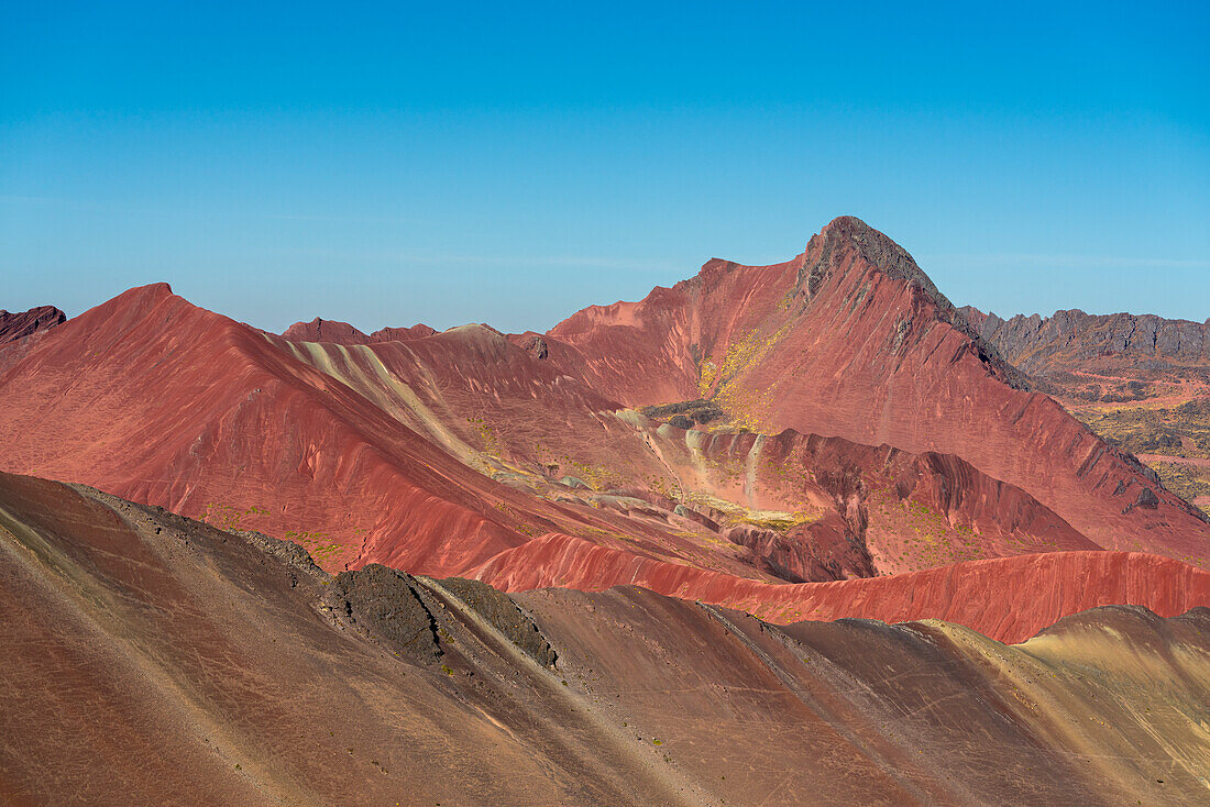 Mountain in Valle Rojo (Red Valley), near Rainbow Mountain, Pitumarca District, Cusco (Cuzco), Peru, South America