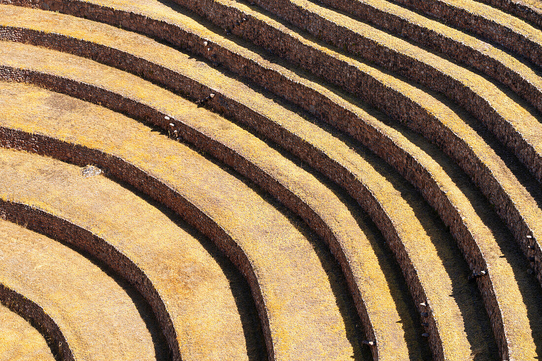 Zusammenfassung der Terrassen in Moray, Heiliges Tal, Provinz Urubamba, Region Cusco (Cuzco), Peru, Südamerika