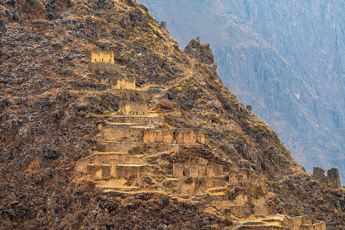 Archaeological site of former Inca site at Pinkulluna, Ollantaytambo, Ollantaytambo District, Sacred Valley, Urubamba Province, Cusco (Cuzco) Region, Peru, South America