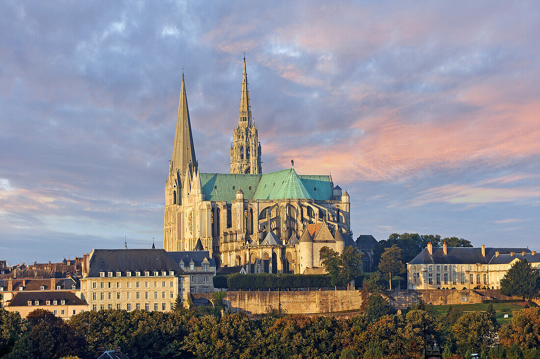 Cathedral of Our Lady of Chartres, UNESCO World Heritage Site, Chartres, Eure-et-Loir department, Centre region, France, Europe