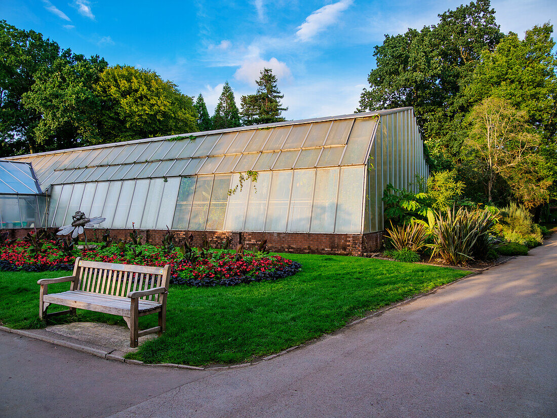 Roath Park Conservatory, Cardiff, Wales, Vereinigtes Königreich, Europa