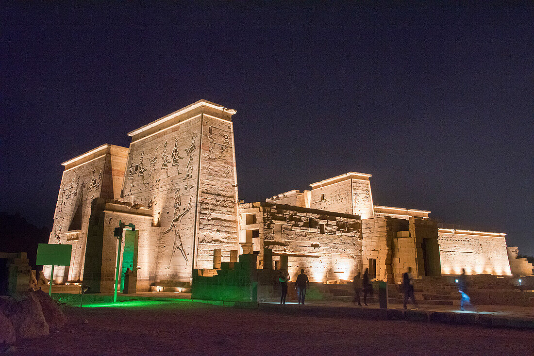 Ton- und Lichtshow im Tempel von Philae, Tempel der Isis, UNESCO-Weltkulturerbe, Insel Agilkia, Assuan, Ägypten, Nordafrika, Afrika