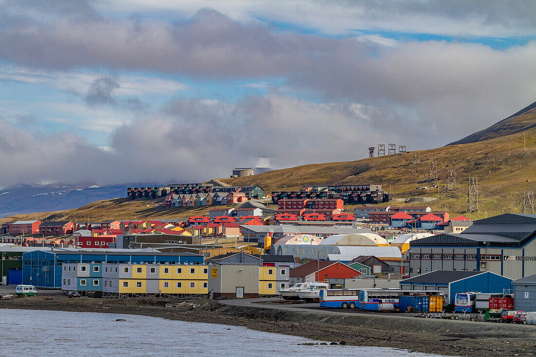 View of town of Longyearbyen on the island of Spitsbergen in the Svalbard Archipelago, Norway, Arctic, Europe