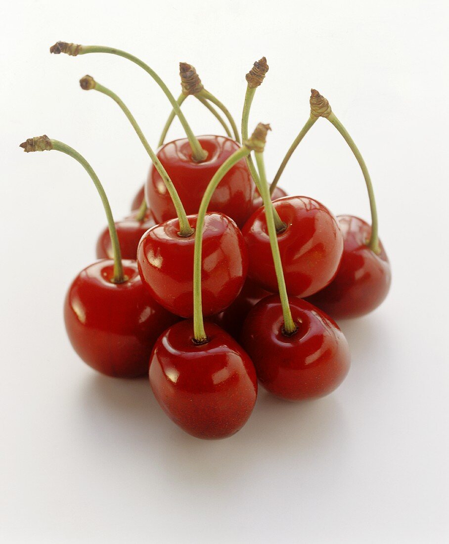 Several German sweet cherries (Knorpelkirschen)