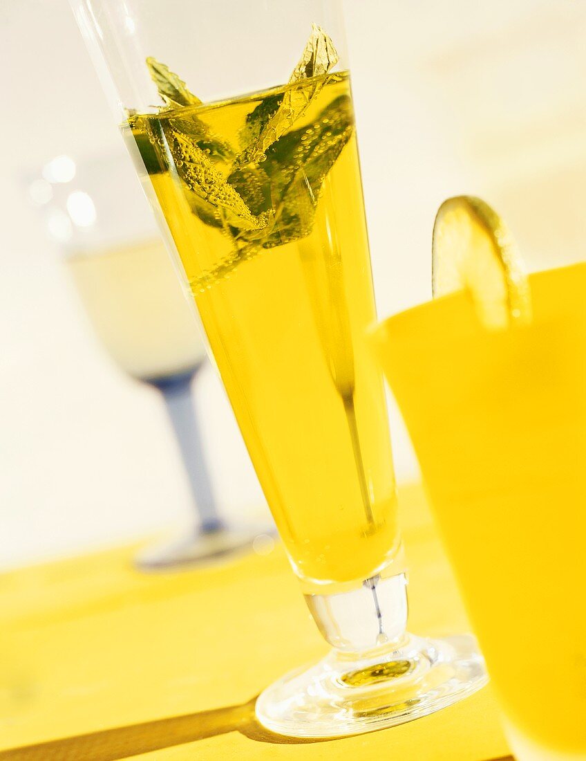 Mood Shot - yellow cocktail drinks with mint