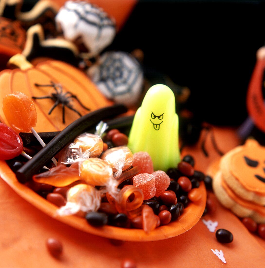 Plate of sweets for Halloween