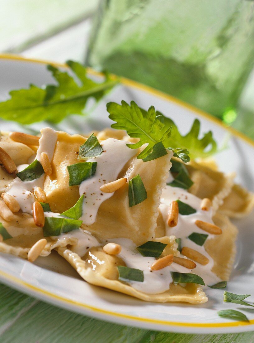 Ravioli Al Sughetto Bianco Ravioli Mit Bilder Kaufen 149106 Stockfood