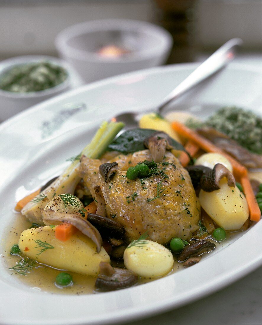 Chicken with mushrooms & vegetables from the oven