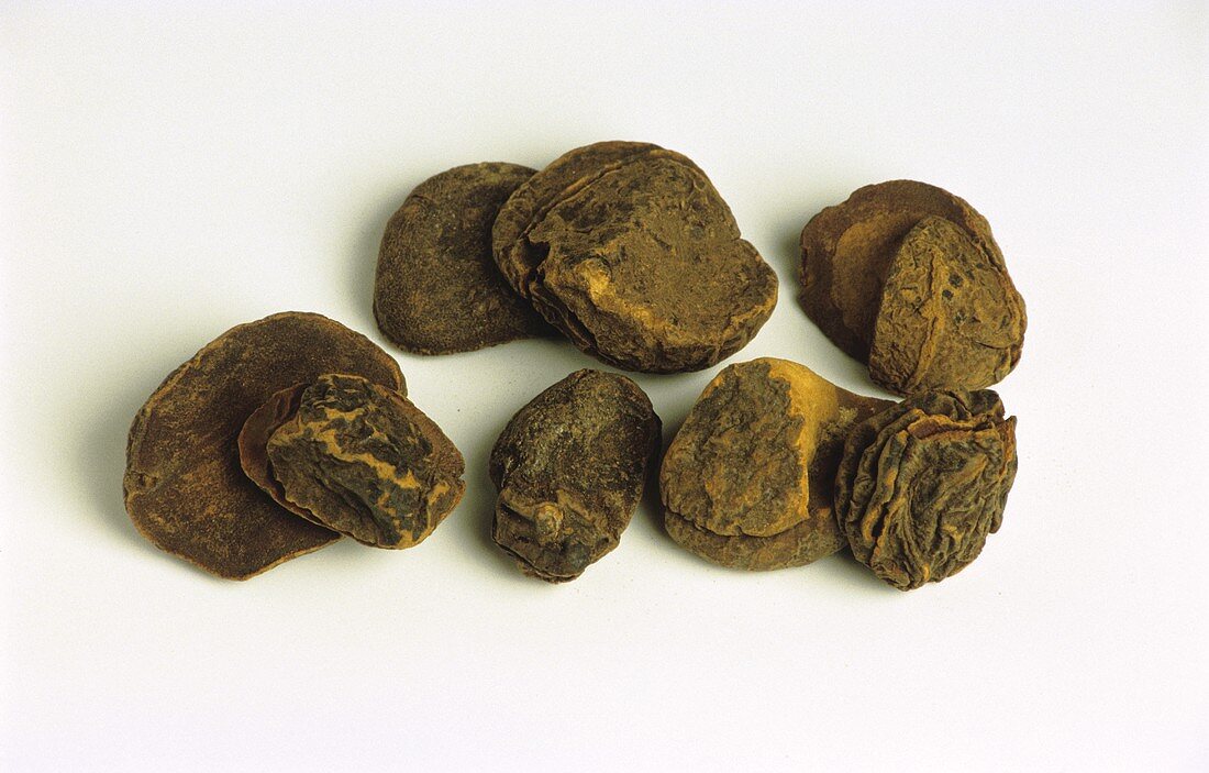 Several cola nuts (Cola nitida, seed of the Sterkuliaze)
