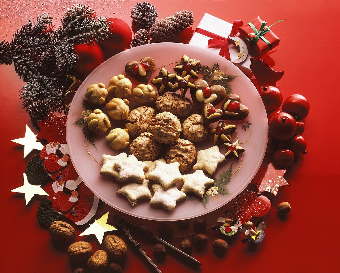 Various types of Christmas baking from Germany 